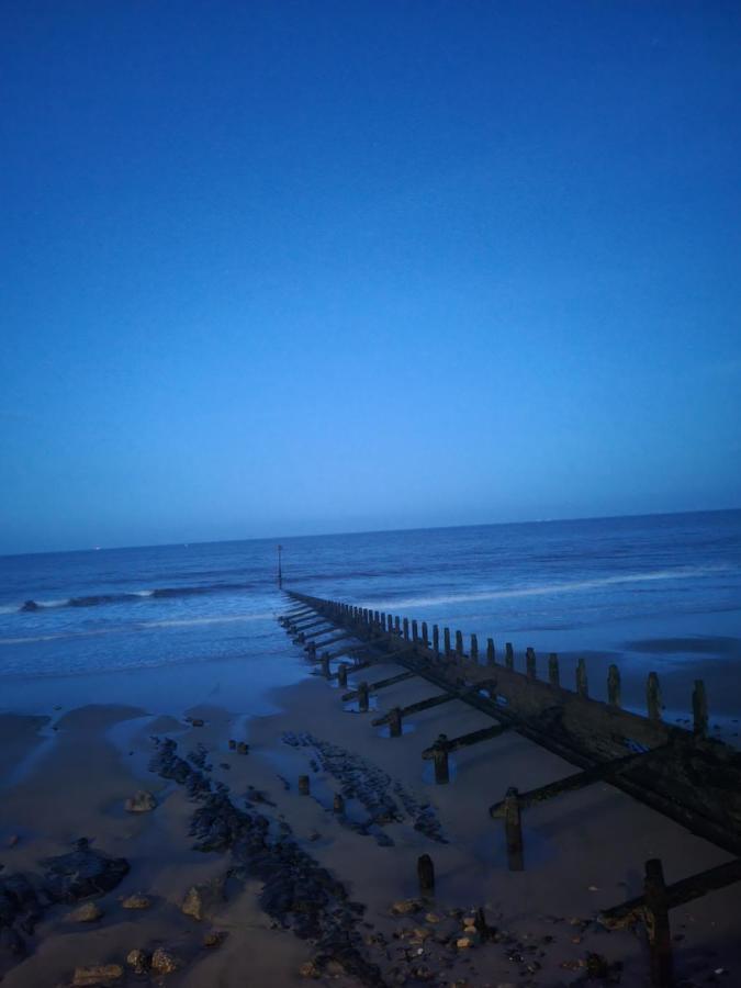 Charming 2 Bedroom Holiday Chalet Withernsea Bagian luar foto